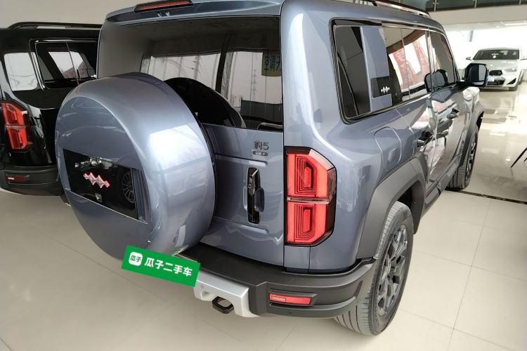 Used Formula Leopard 5 2023 Cloud Ride Flagship Edition