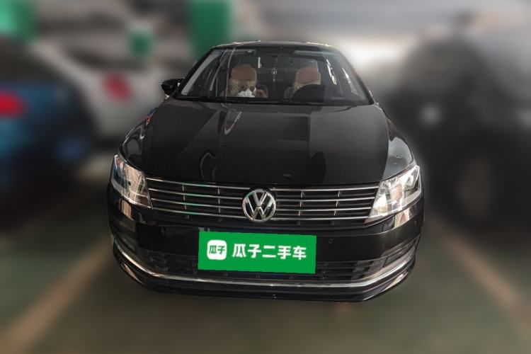 Used Volkswagen Lavida 2015 1.6L Manual Comfort Edition Front