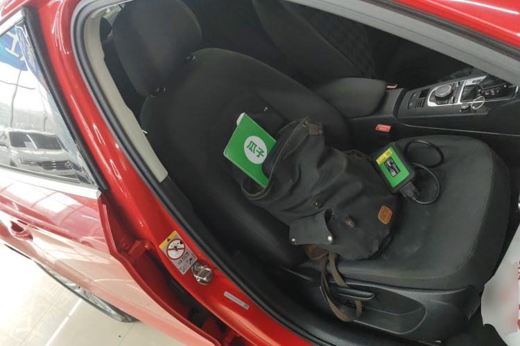 Used Audi A3 2016 Limousine 35 TFSI Prestige Edition Right Front Seat