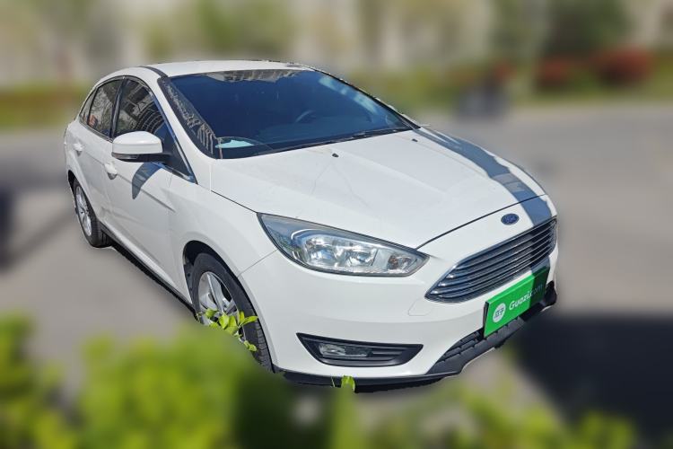 Used Ford Focus 2015 Sedan 1.6L Manual Comfort Model Front Right 45 Deg