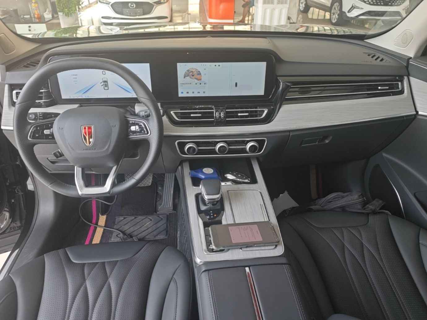 Hongqi HS5 2026 Model 2.0T Two-Wheel Drive Qi Yun Pro Edition — снимка 12