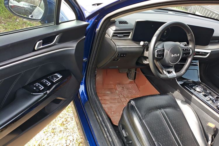 Used Kia K5 2020 270T CVVD Luxury Tech Edition Driver Seat