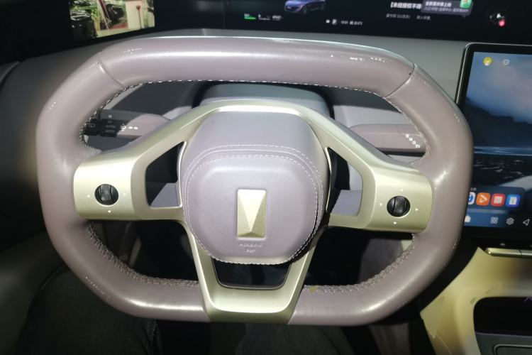 Used Avatr 12 2023 650 Three-Laser Four-Wheel Drive Performance Edition Steering Wheel