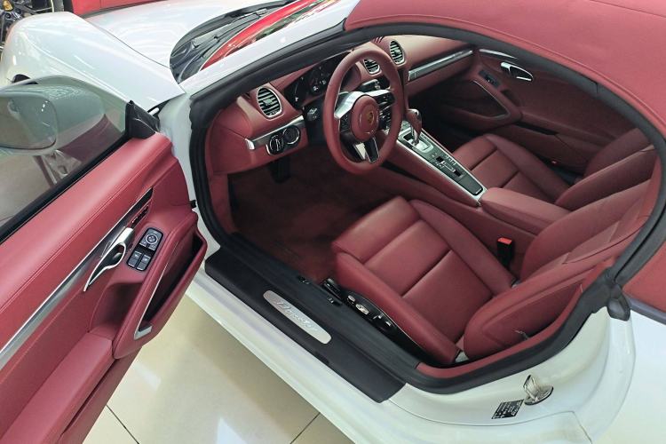 Used Porsche 718 2022 Boxster 2.0T