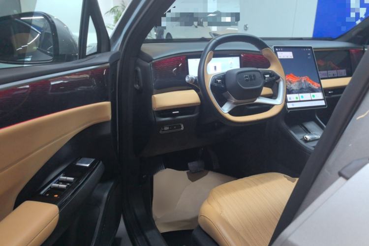 Used Geely Galaxy L7 2023 1.5T 115 km MAX
