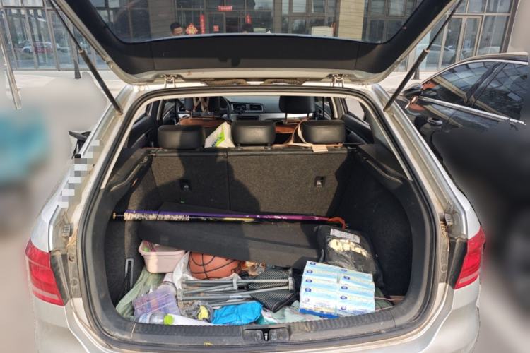 Used Volkswagen Gran Lavida 2014 1.6L Automatic Sport Edition
