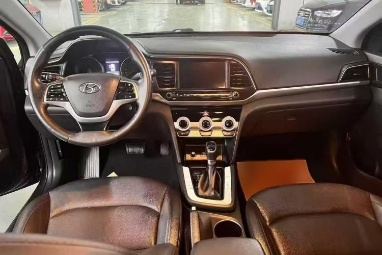 Used Hyundai Elantra (6th Generation / Lingdong) 2020 1.5L CVT Smart & Stylish – Elite Version Interior 2