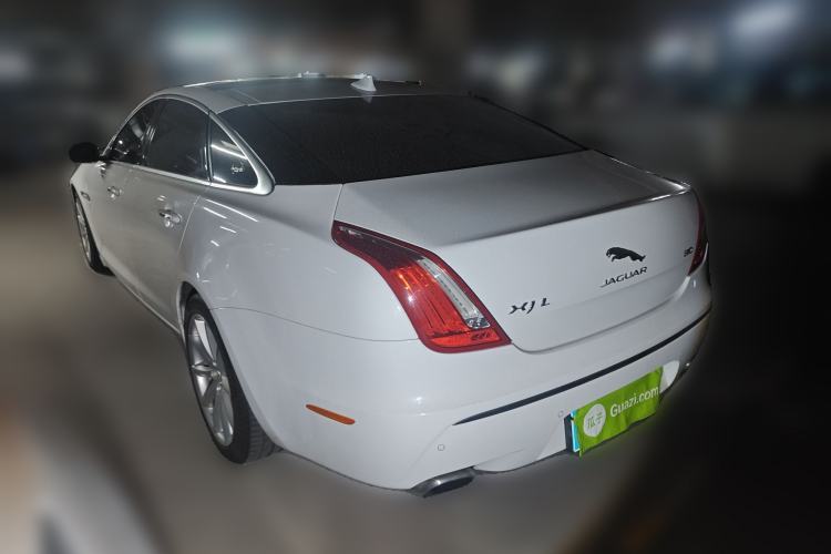 Used Jaguar XJ 2014 XJL 3.0 SC Two-Wheel-Drive Panoramic Business Edition

