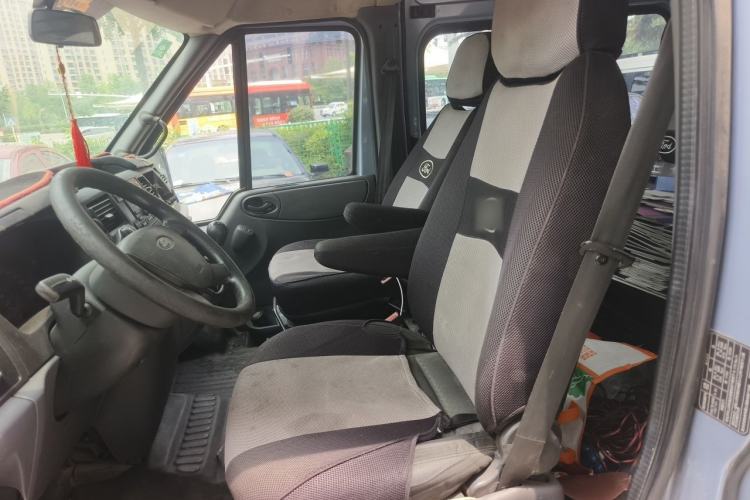Used Ford Transit Custom 2013 2.4T Diesel Economical Long-Wheelbase Mid-Roof China IV Standard