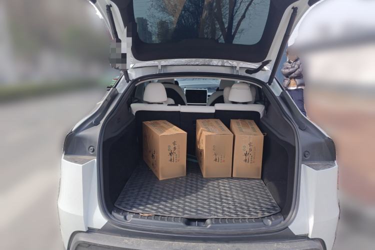 Used Tesla Model Y 2025 Long-Range All-Wheel Drive First Edition