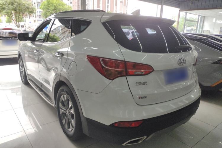 Used Hyundai Santa Fe 2015 2.0T Automatic Two-Wheel Drive Smart Version 5 Seats Rear Left 45 Deg