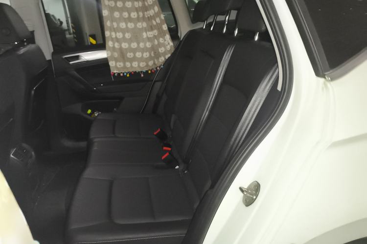 Used Volkswagen Golf Sportsvan 2020 280TSI Automatic Curious Model Interior 4