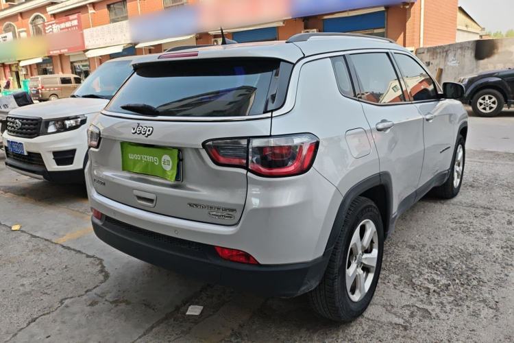 Used Jeep Compass 2017 200T Automatic Family Edition
