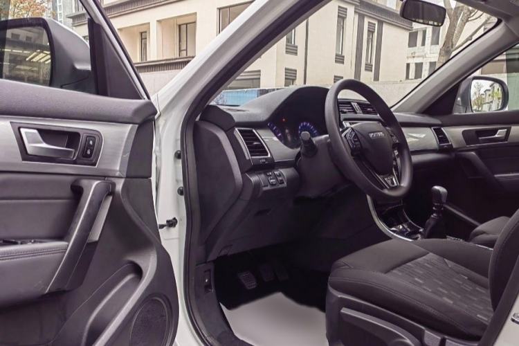 Used Haval H2 2018 1.5T Manual Two-Wheel Drive Fashion Edition China VI