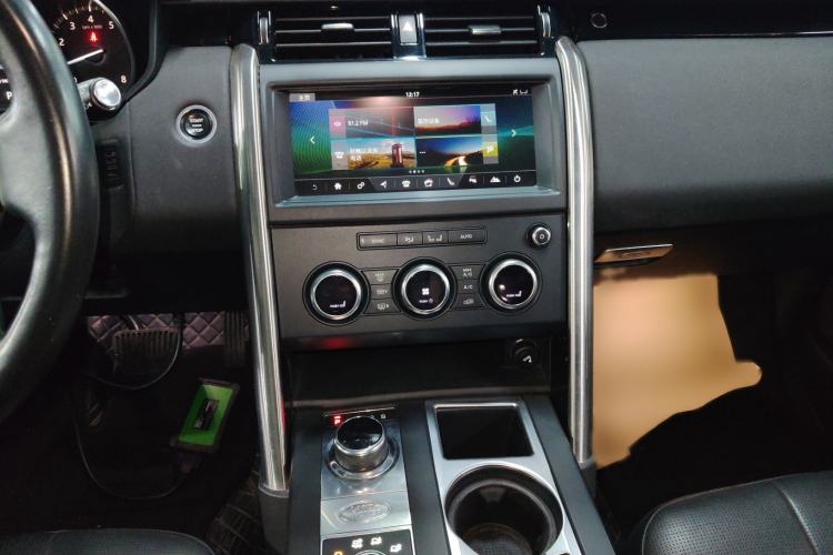 Used Land Rover Discovery 2018 3.0 SC V6 SE
