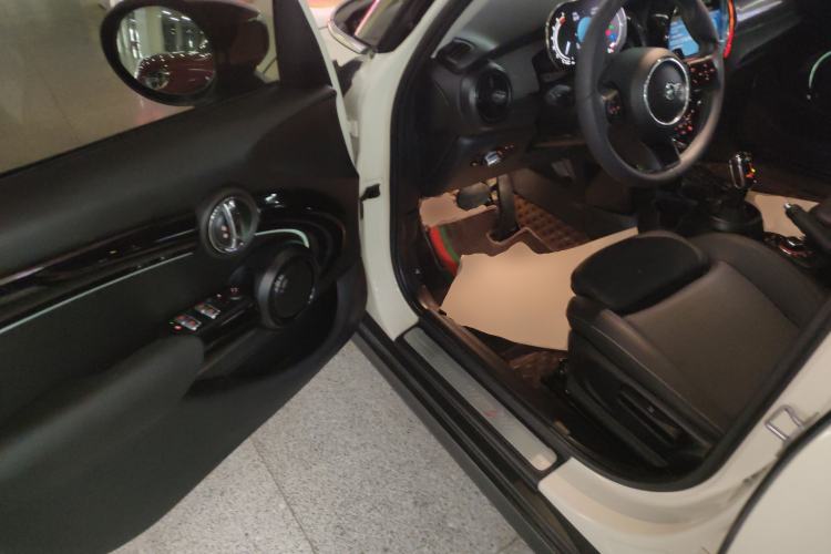 Used MINI MINI 2022 2.0T COOPER S Classic Edition Five-Door Version