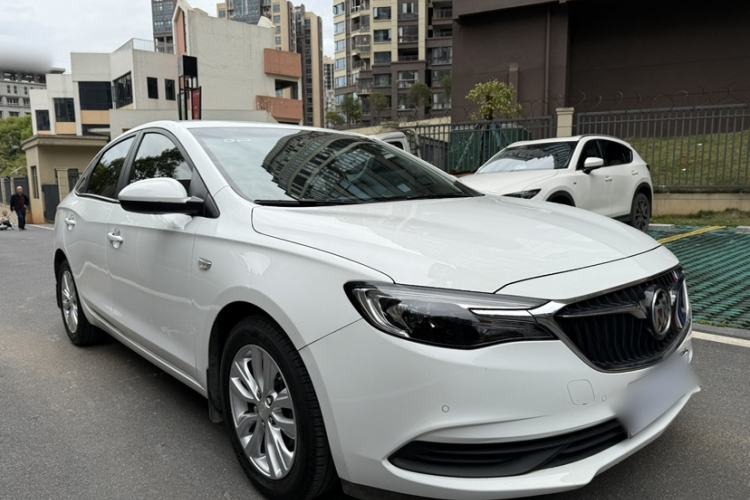 Used Buick GT 2019 15T Dual-Clutch Connected Elite Model China VI Exterior 2