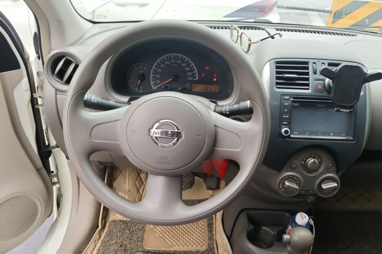 Used Nissan Sunny 2011 1.5XE CVT Comfort Edition Steering Wheel