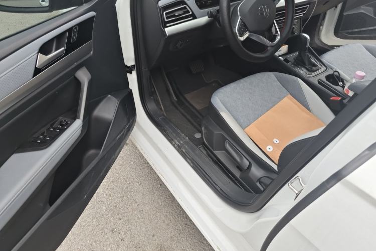 Used Volkswagen Lavida 2024 300TSI DSG Full-Comfort Edition