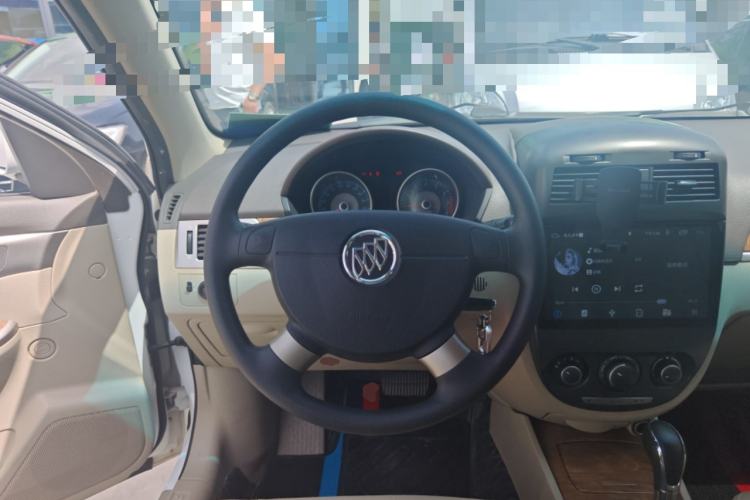 Used Buick Excelle 2015 1.5L Automatic Classic Model
