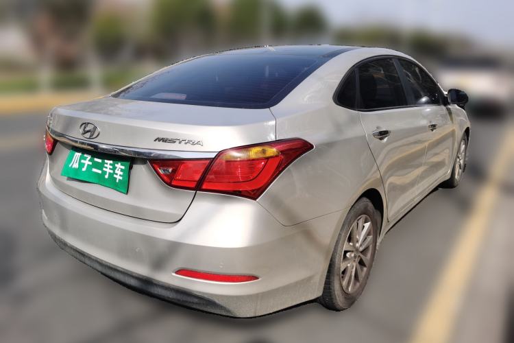 Used Hyundai Mistra 2014 1.8L Automatic Smart GLS Rear Right 45 Deg