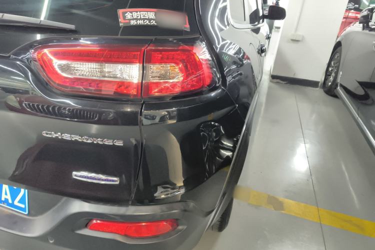 Used Jeep Cherokee 2016 2.4L Professional Smart Version