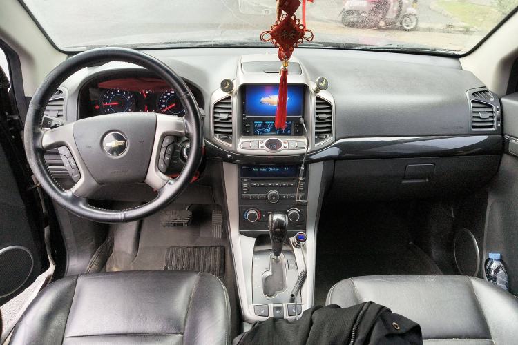 Used Chevrolet Captiva 2012 2.4L 4x4 Flagship Edition 7 Seats
