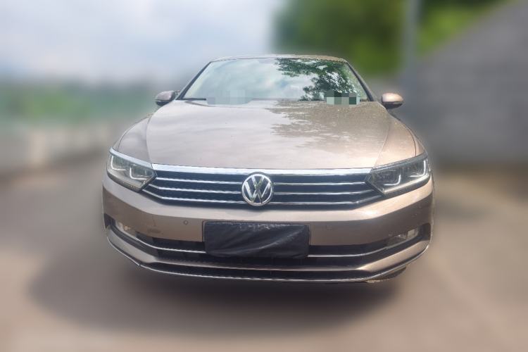 Used Volkswagen Magotan 2017 380TSI DSG Luxury Model Front