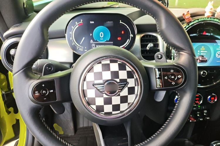 Used MINI 2022 2.0T COOPER S CABRIO Classic Edition Steering Wheel