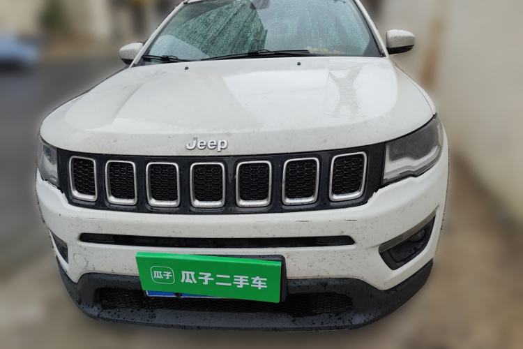 Used Jeep Compass 2017 200T Automatic Family Edition
