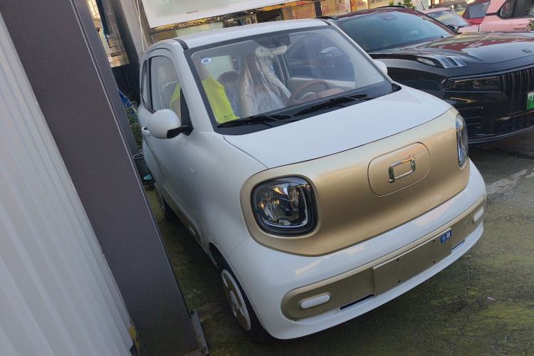 Used Bestune Pony 2025 222km Range Elegant Horse
