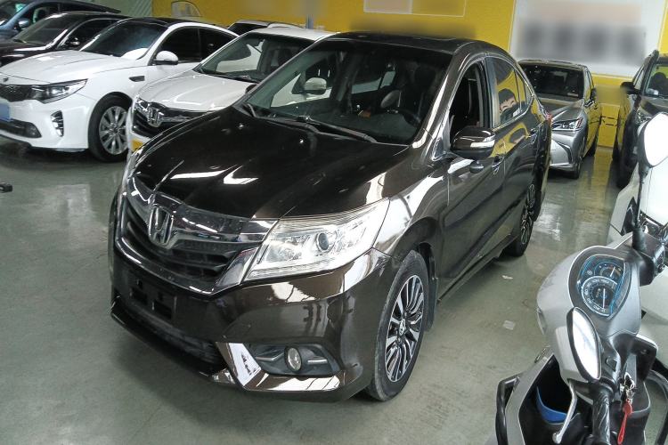 Used Honda Crider 2015 1.8L automatic luxury edition