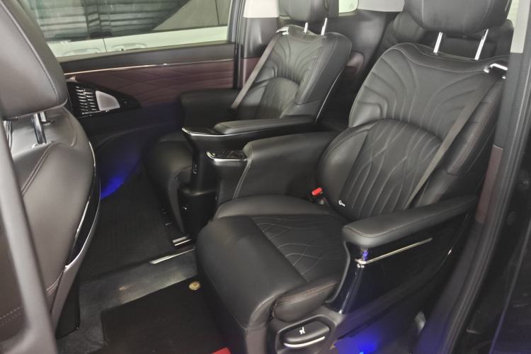 Used GAC Trumpchi M8 2024 Master Series 400T Ultimate Edition Left Rear Seat