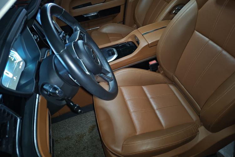 Used Zotye T700 2017 2.0T Dual-Clutch Prestige Version Left Front Seat