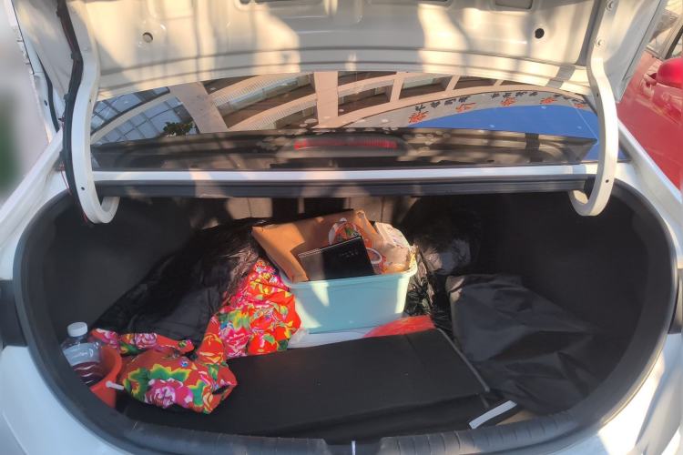 Used Hyundai Verna (new generation) 2020 1.4L Manual GLS Cool Edition Trunk