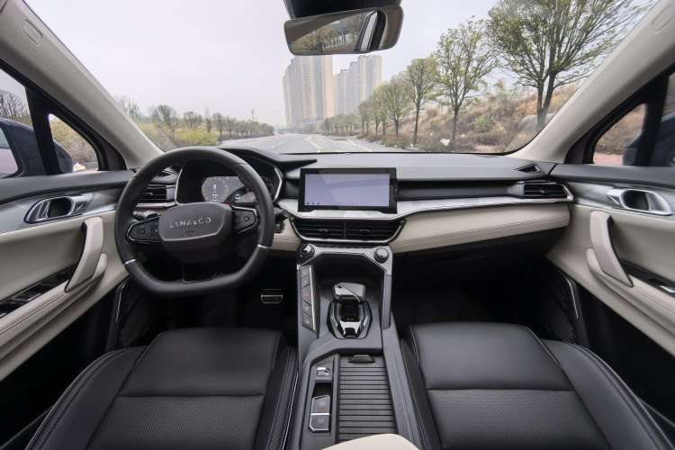 Used Lynk & Co 06 2021 1.5T Shero Pink Special Edition