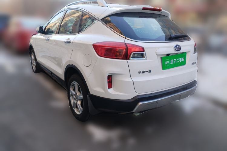 Used Bestune X80 2013 2.0L automatic comfort version