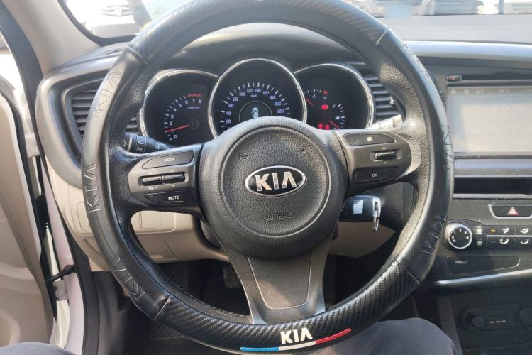 Used Kia K5 2014 2.0L Manual GL
