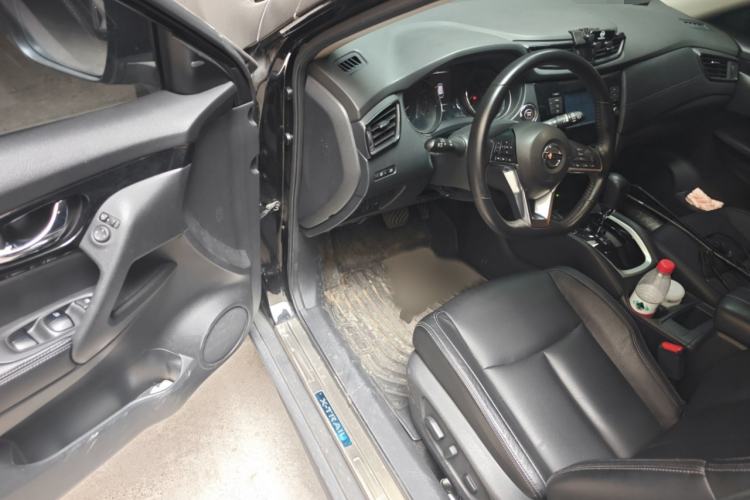 Used Nissan X-Trail 2019 2.0L CVT Comfort Edition 2WD Interior 3