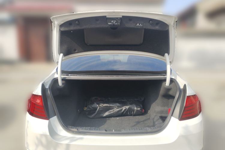 Used BMW 5 Series 2014 520i Elegant Edition