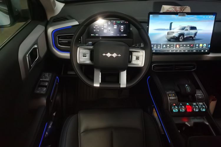 Used Formula Leopard Titanium 3 2025 501 km Range Rear-Wheel Drive Intelligent Driving Max Edition
