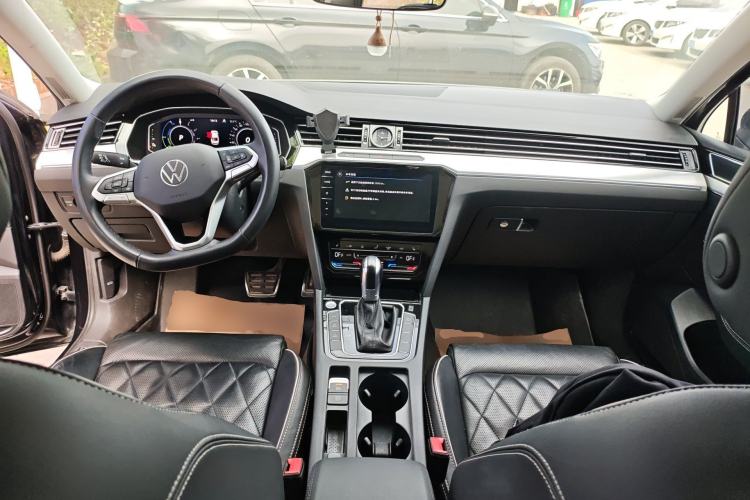 Used Volkswagen Magotan GTE Plug-in Hybrid 2022 GTE Luxury Model
