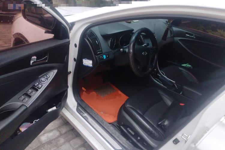 Used Hyundai Sonata 2013 2.4L Automatic Luxury Version China IV Standard
