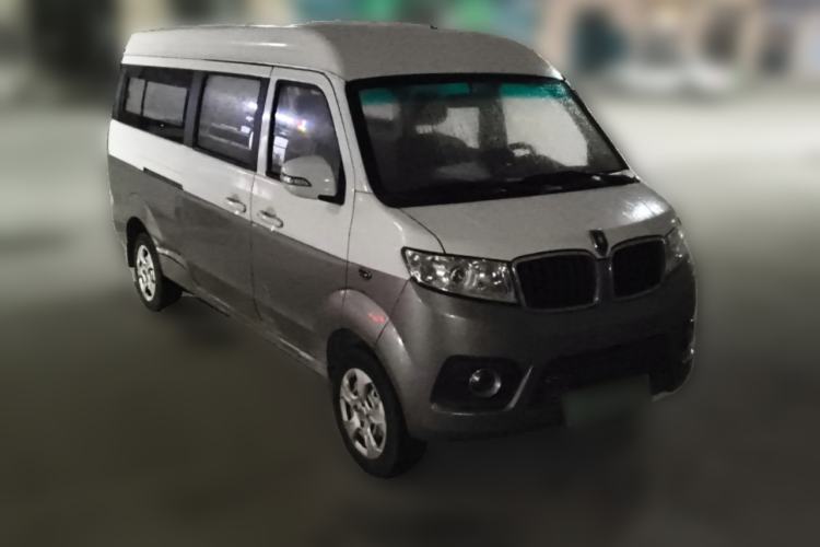 Used Jinbei New Hiace X30L 2016 1.5L Wealth Edition Van DLCG14 Front Right 45 Deg