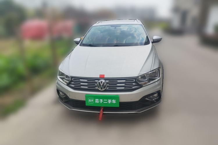 Used Volkswagen C-TREK 2017 230TSI DSG Comfort Version
