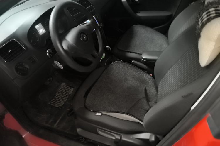 Used Volkswagen Polo 2014 1.6L Automatic Comfort Edition Left Front Seat