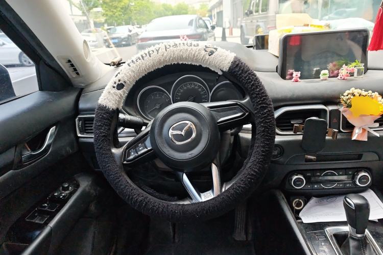 Used Mazda CX-5 2017 2.0L Automatic 2WD Comfort Version China V Standard Steering Wheel