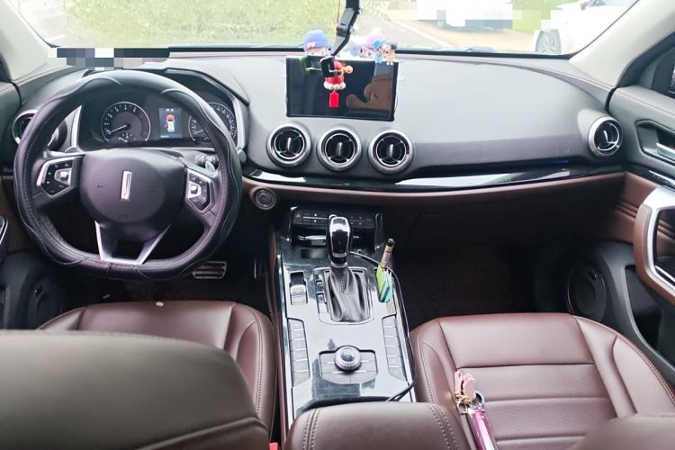 Used Wey VV5 2017 2.0T Ultra-Luxury Version
