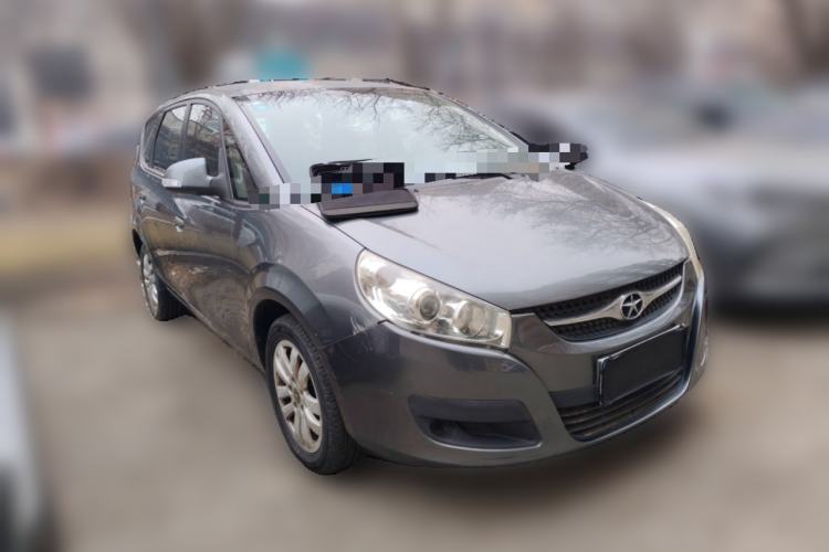 Used JAC Group Refine M2 2011 1.8L MT Comfort Model with Optional 5-Seater Configuration