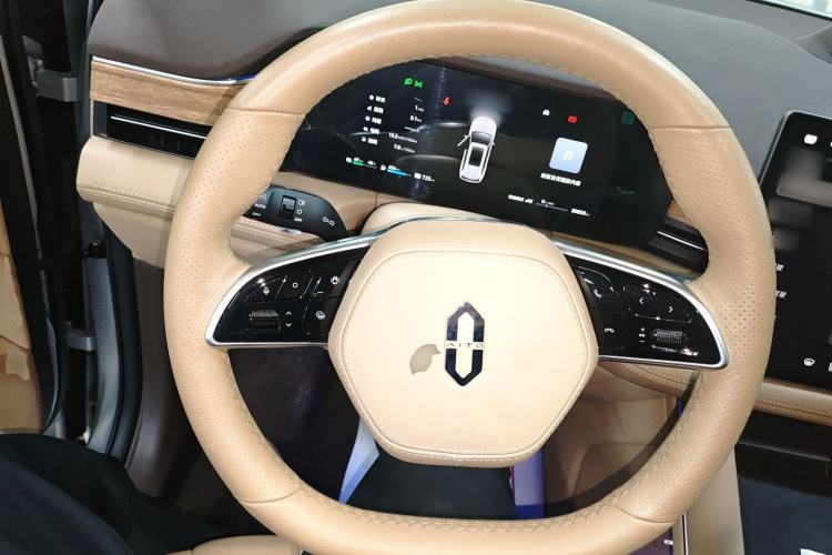 Used Hima AITO M7 2024 1.5T Four-Wheel Drive Plus Version 5 Seats
